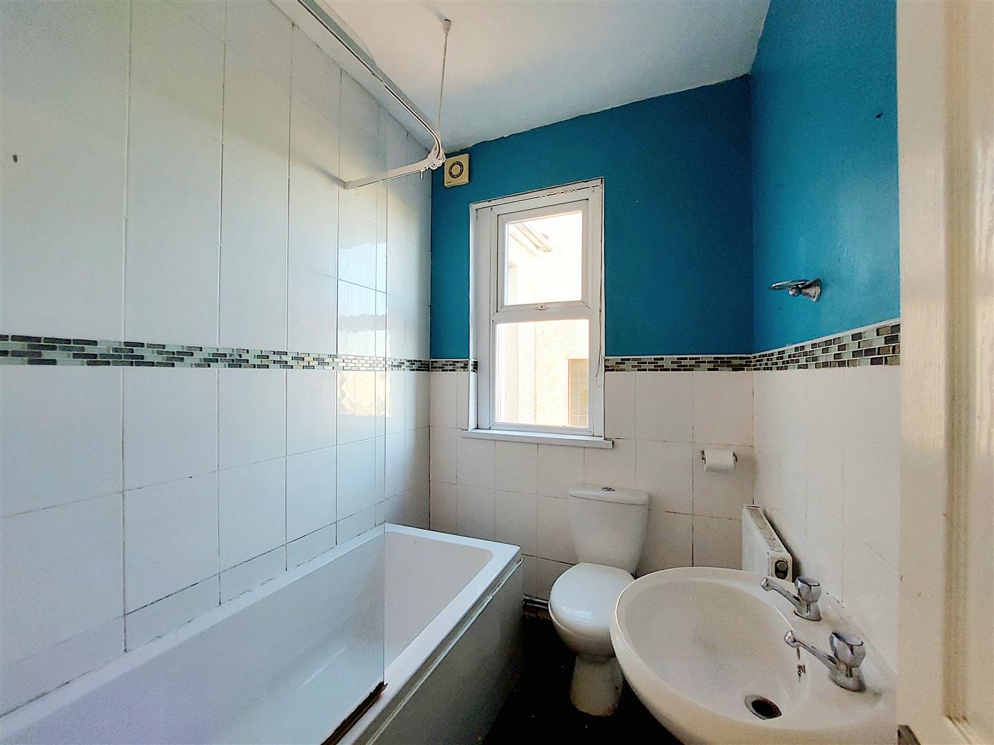 Alexandra Road, Gorseinon, Swansea, SA4 4PF